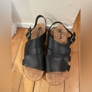 KORKS Women's, Fallon Sandal - Black, cork platform. Size 7 / 38